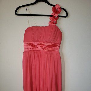 One shouldered formal dress